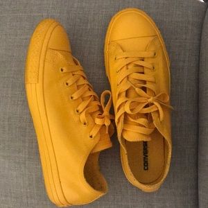 Converse rubber low top yellow shoes rare